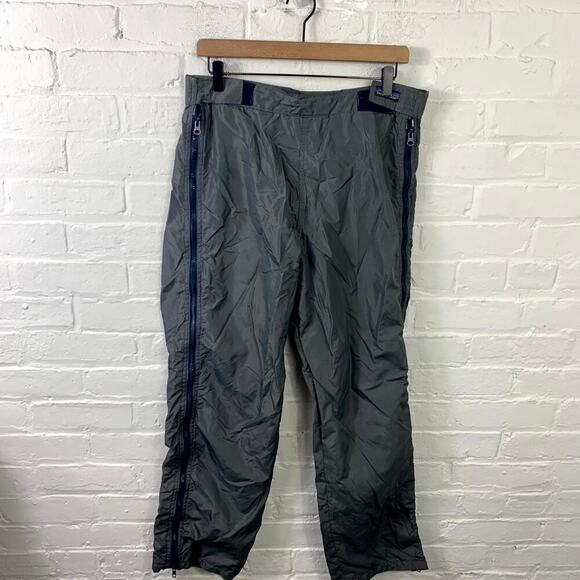 Patagonia Women's Side Zipper Outdoor Pant Mid-Rise Solid Black Size Small - Picture 1 of 6